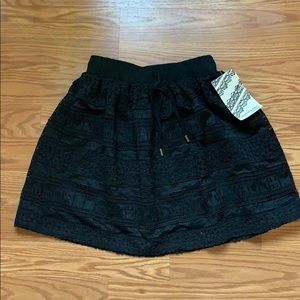 NEW Skirt